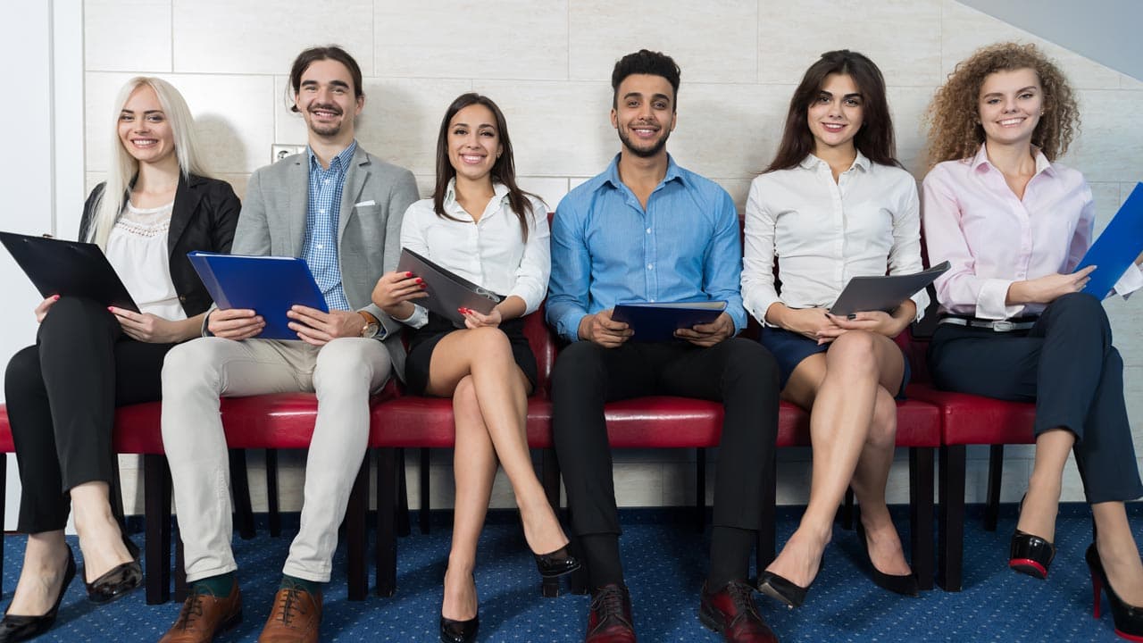 Recruiting Critical Business Operations Professionals with Teamswell