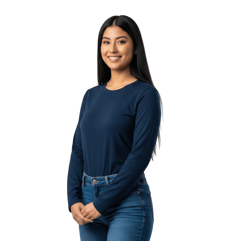 latin woman smilling